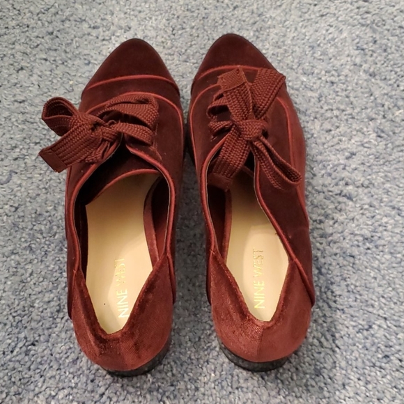 Nine west flat - Picture 2 of 4